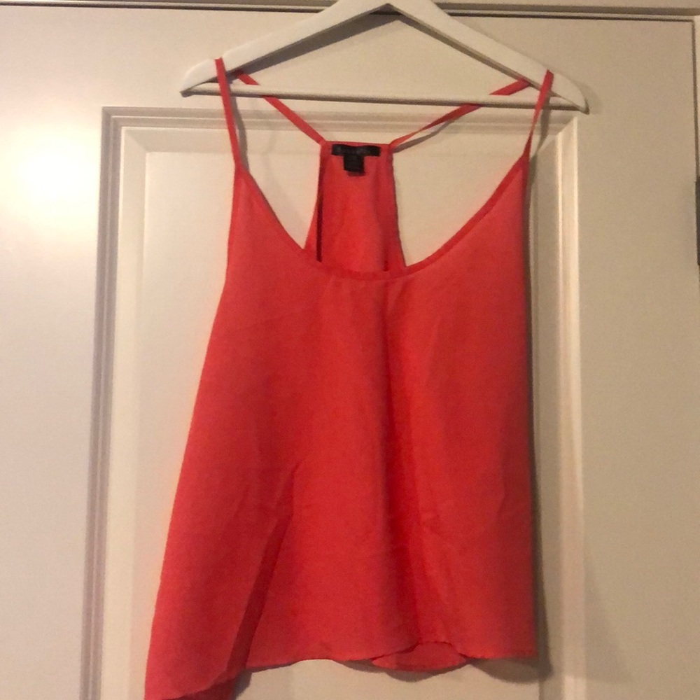 Tank - Picture 2 of 4